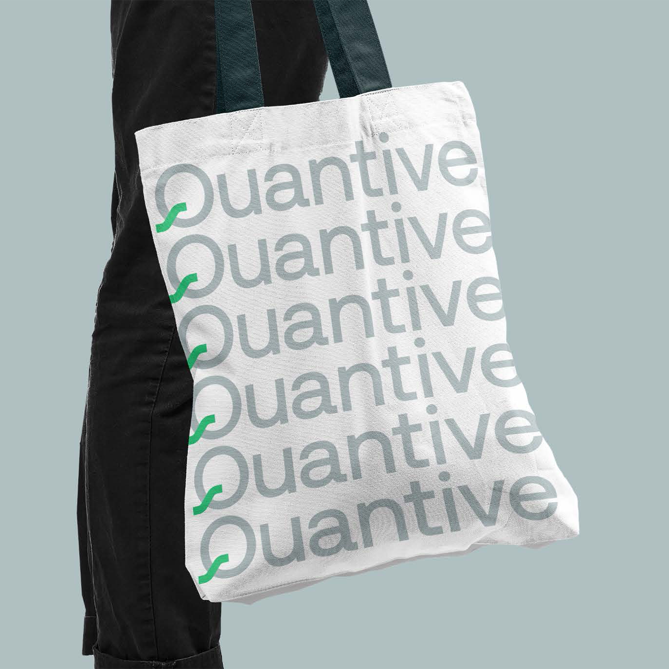 Quantive 1300 0000 tote